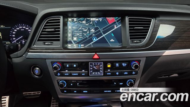 Genesis G80 2018 — photo 21