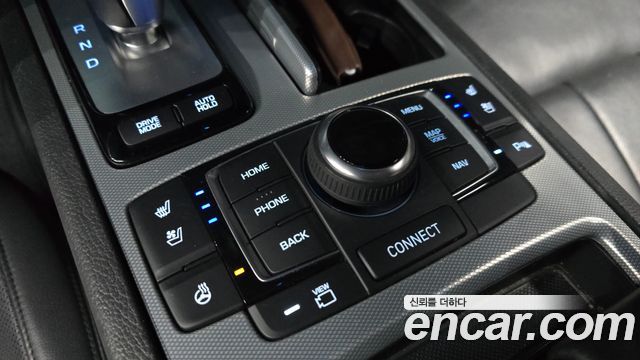 Genesis G80 2018 — photo 25