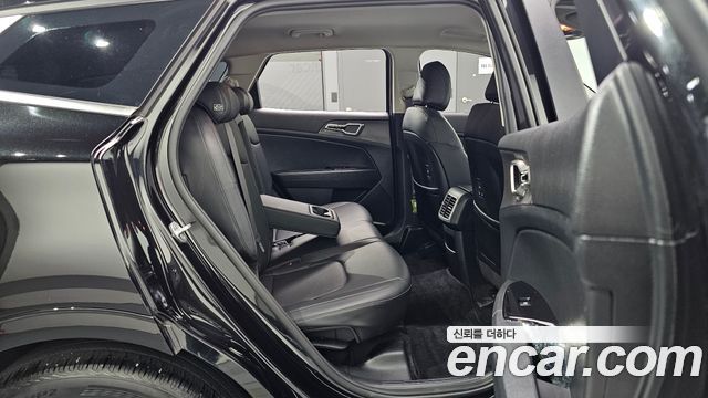 Kia Sportage 2022 — photo 17
