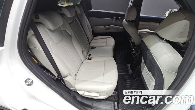 Kia Sorento 2021 — photo 17