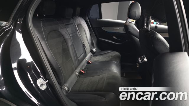 Mercedes-Benz GLC-Class 2019 — photo 18