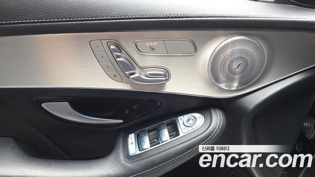Mercedes-Benz GLC-Class 2019 — photo 26