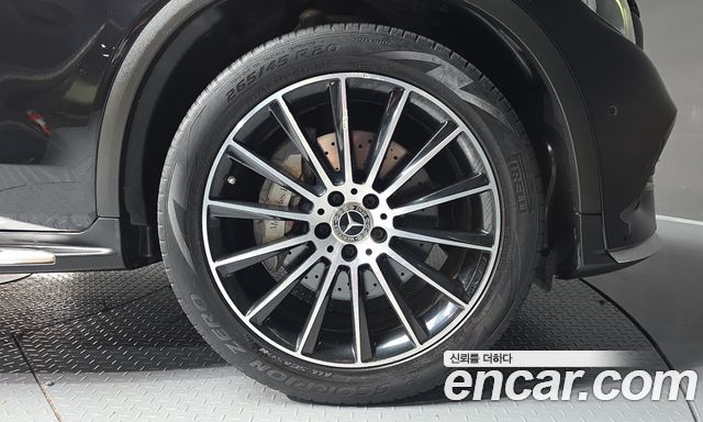 Mercedes-Benz GLC-Class 2019 — photo 7