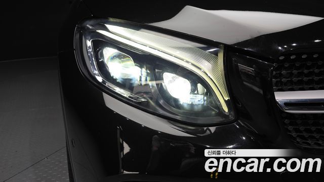 Mercedes-Benz GLC-Class 2019 — photo 8