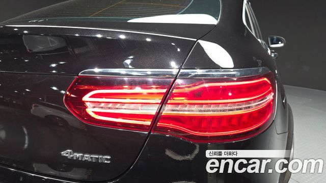 Mercedes-Benz GLC-Class 2019 — photo 9