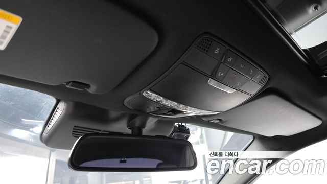 Mercedes-Benz GLC-Class 2019 — photo 27