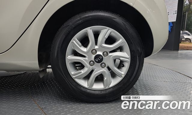 Kia morning 2018 — photo 33