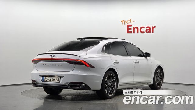 Hyundai Grandeur 2022 — photo 2