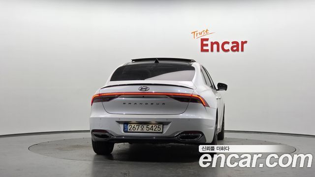 Hyundai Grandeur 2022 — photo 4