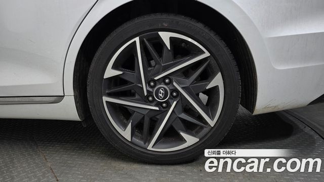 Hyundai Grandeur 2022 — photo 7