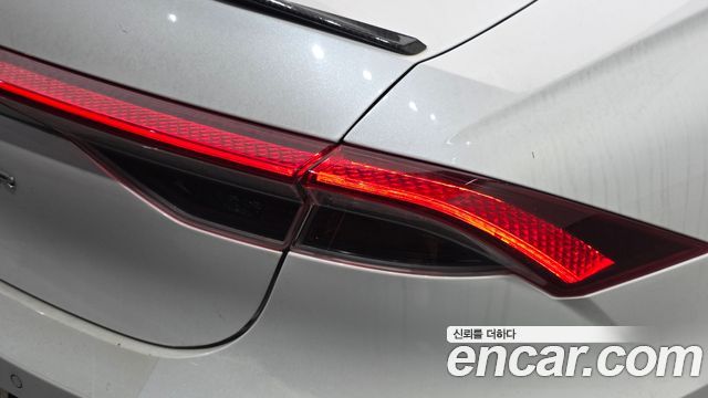 Hyundai Grandeur 2022 — photo 9