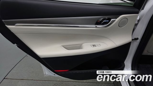 Hyundai Grandeur 2022 — photo 15