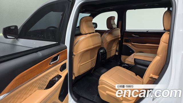 Jeep Cherokee 2021 — photo 18