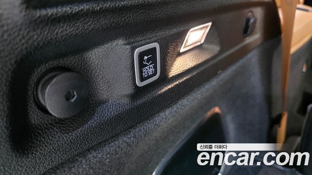 Jeep Cherokee 2021 — photo 34