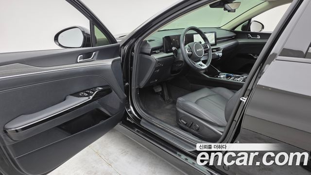 Kia K5 2024 — photo 10