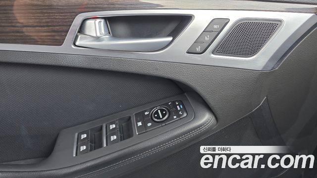 Genesis G80 2018 — photo 11