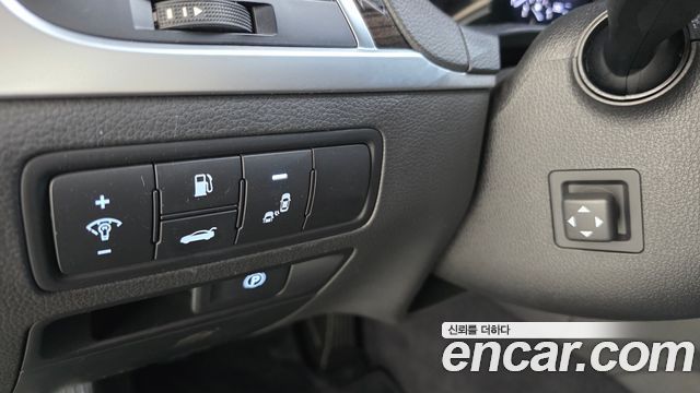 Genesis G80 2018 — photo 12