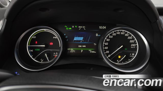 Toyota Camry 2019 — photo 8