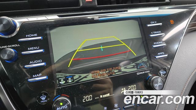 Toyota Camry 2019 — photo 15