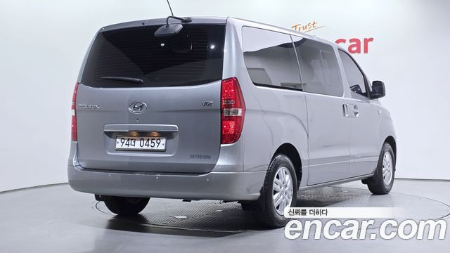 Hyundai Starex 2019 — photo 2
