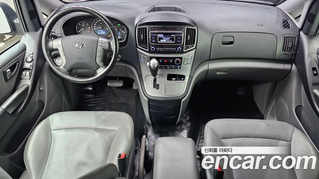 Hyundai Starex 2019 — photo 7