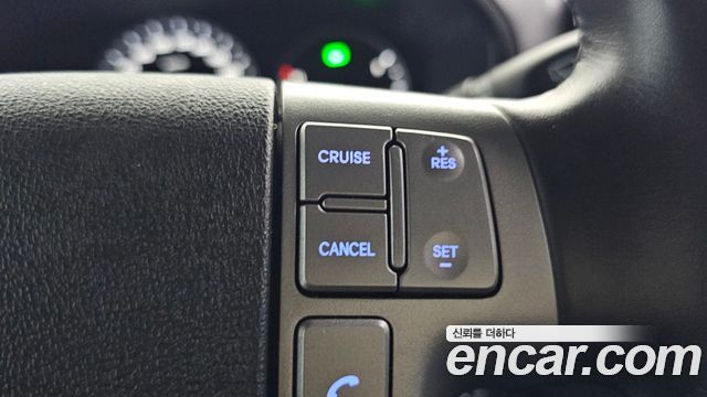 Hyundai Starex 2019 — photo 13