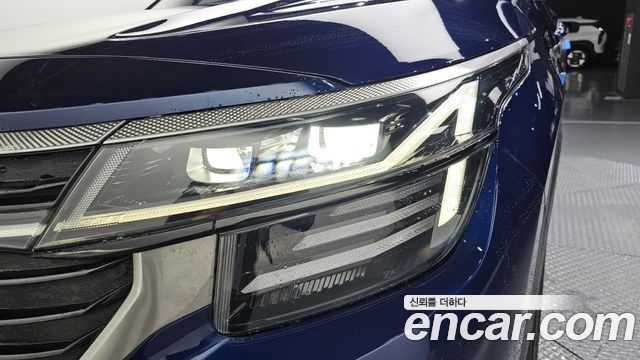 Kia Seltos 2023 — photo 8