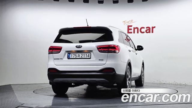Kia Sorento 2016 — photo 4