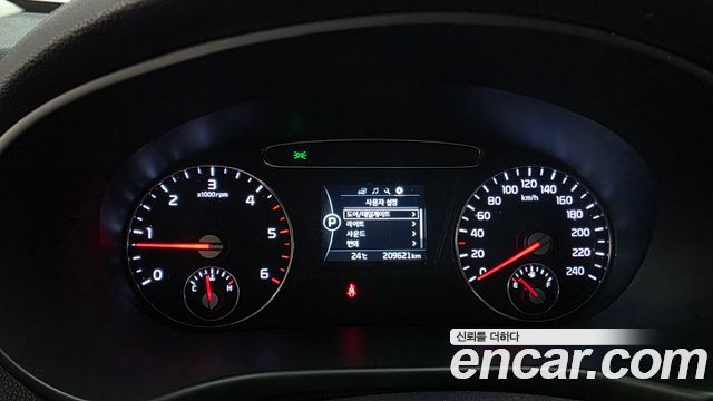 Kia Sorento 2016 — photo 8