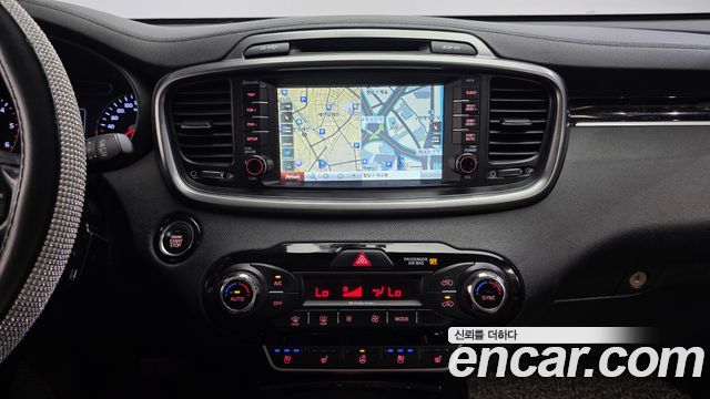 Kia Sorento 2016 — photo 14