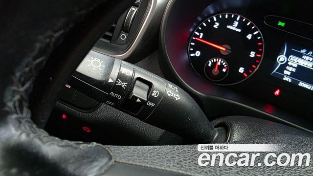 Kia Sorento 2016 — photo 16