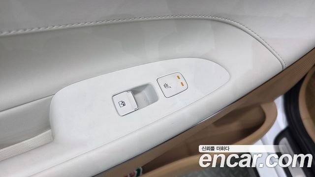 Hyundai Grandeur 2023 — photo 25