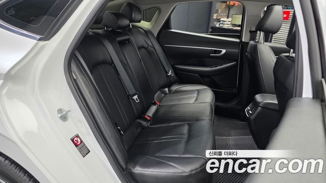 Hyundai Sonata 2020 — photo 18