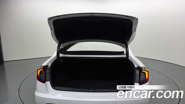 Hyundai Sonata 2020 — photo 26