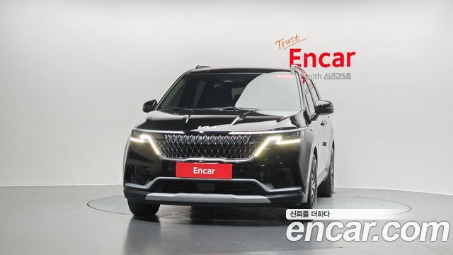Kia Canival 2023 — photo 3