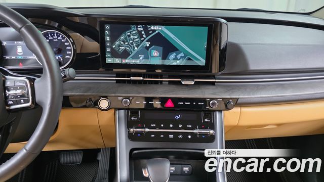 Kia Canival 2023 — photo 19
