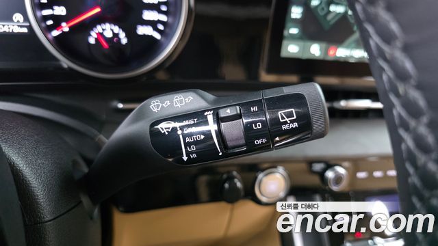Kia Canival 2023 — photo 25