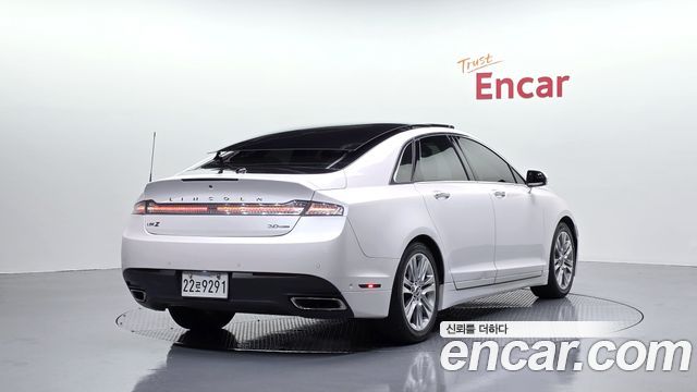 Lincoln MKZ 2013 — photo 2