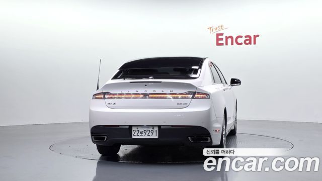 Lincoln MKZ 2013 — photo 4
