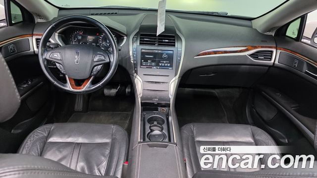 Lincoln MKZ 2013 — photo 7