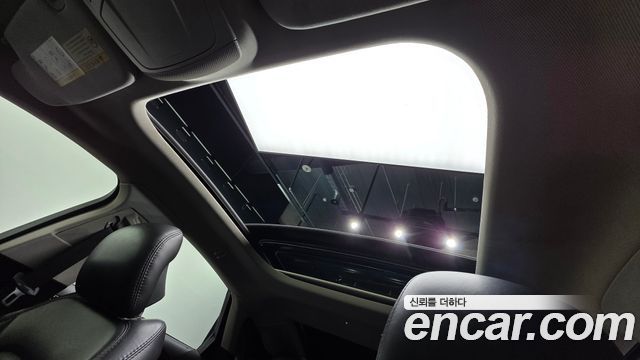 Lincoln MKZ 2013 — photo 19