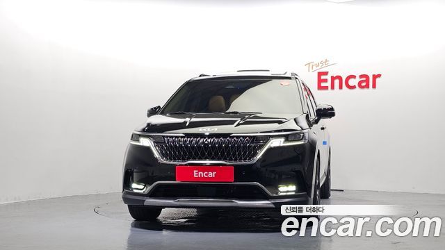 Kia Canival 2023 — photo 3