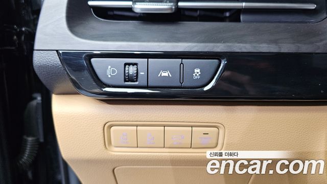 Kia Canival 2023 — photo 20