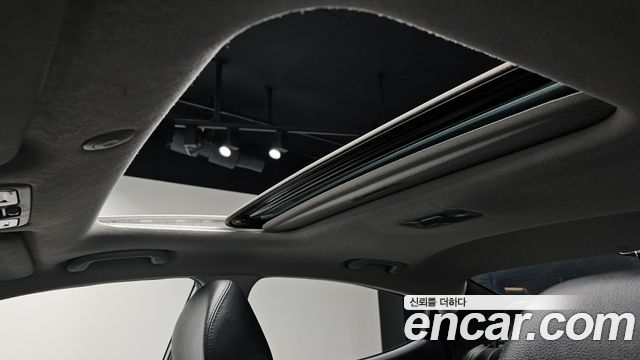 Hyundai AVANTE 2015 — photo 19