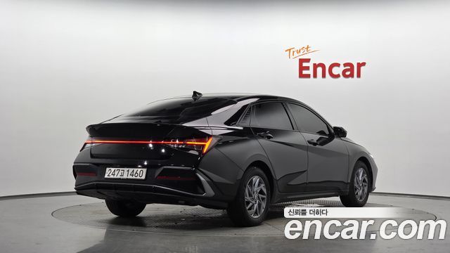 Hyundai AVANTE 2025 — photo 2