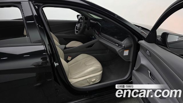 Hyundai AVANTE 2025 — photo 17