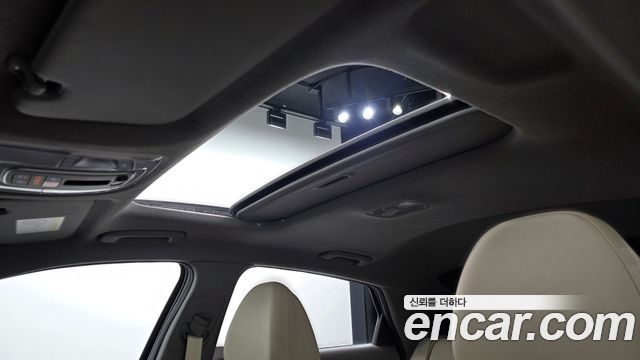 Hyundai AVANTE 2025 — photo 23