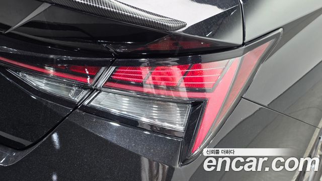 Hyundai AVANTE 2025 — photo 9