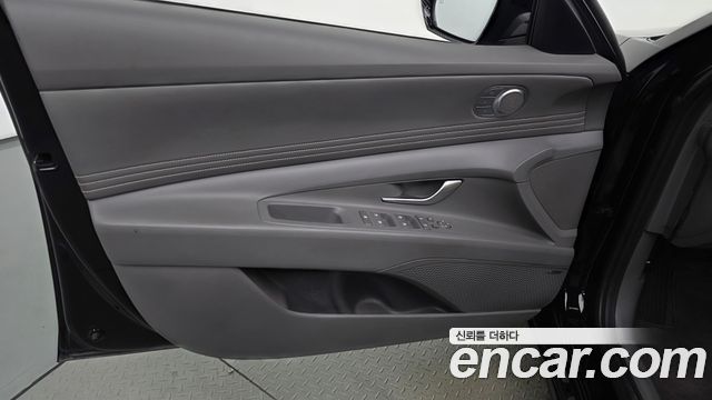 Hyundai AVANTE 2025 — photo 14