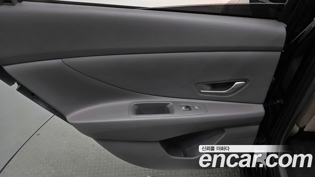 Hyundai AVANTE 2025 — photo 15